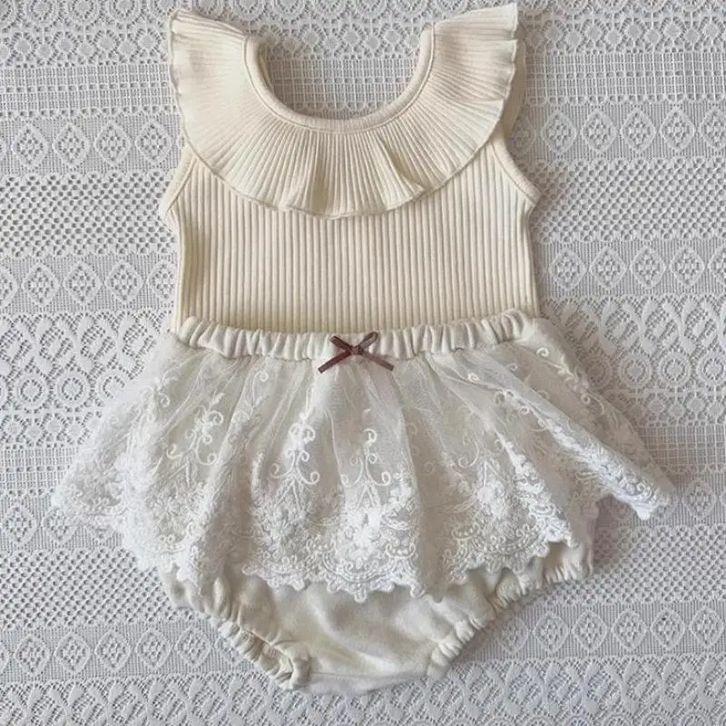 2025 Summer New Baby Sleeveless Clothes Set Infant Girl Versatile Ruffle Collar Vest + Mesh Pp Shorts 2pcs Suit Toddler Outfits
2025 Summer New Baby Sleeveless Clothes Set Infant Girl Versatile Ruffle Collar Vest + Mesh Pp Shorts 2pcs Suit Toddler Outfits