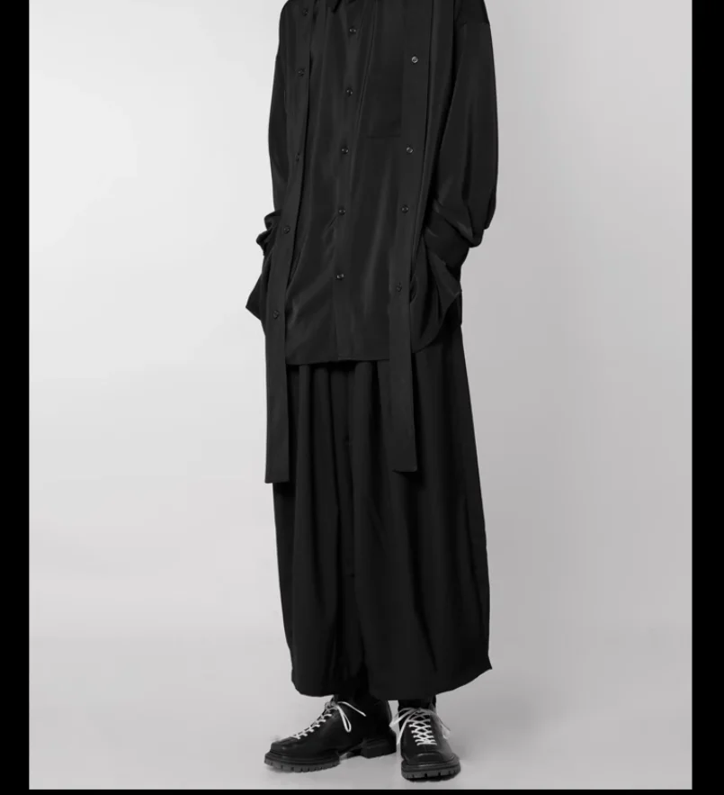 Spring New Fashion Show Men's Personalized Japanese Wide Leg Pants Street Trendy Male Hairstylist Fashionable Simple Casual pant
Spring New Fashion Show Men's Personalized Japanese Wide Leg Pants Street Trendy Male Hairstylist Fashionable Simple Casual pant