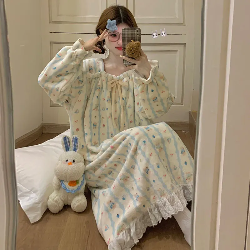 Ночная рубашка из кораллового флиса, осенне-зимняя пижама для девочек, милая ночная рубашка, сохраняющая тепло, удобная милая домашняя одежда, утепленная женская ночная рубашка
Ночная рубашка из кораллового флиса, осенне-зимняя пижама для девочек, милая ночная рубашка, сохраняющая тепло, удобная милая домашняя одежда, утепленная женская ночная рубашка