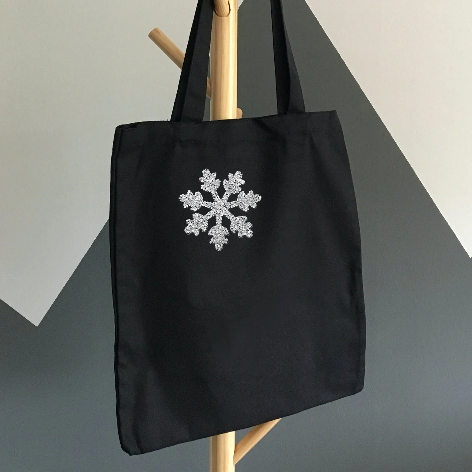 Snowflake On Small Hat Patches Patch For Clothes Compact Diy Applique Decorative Coat Hat Accessories Craft Supply
Snowflake On Small Hat Patches Patch For Clothes Compact Diy Applique Decorative Coat Hat Accessories Craft Supply