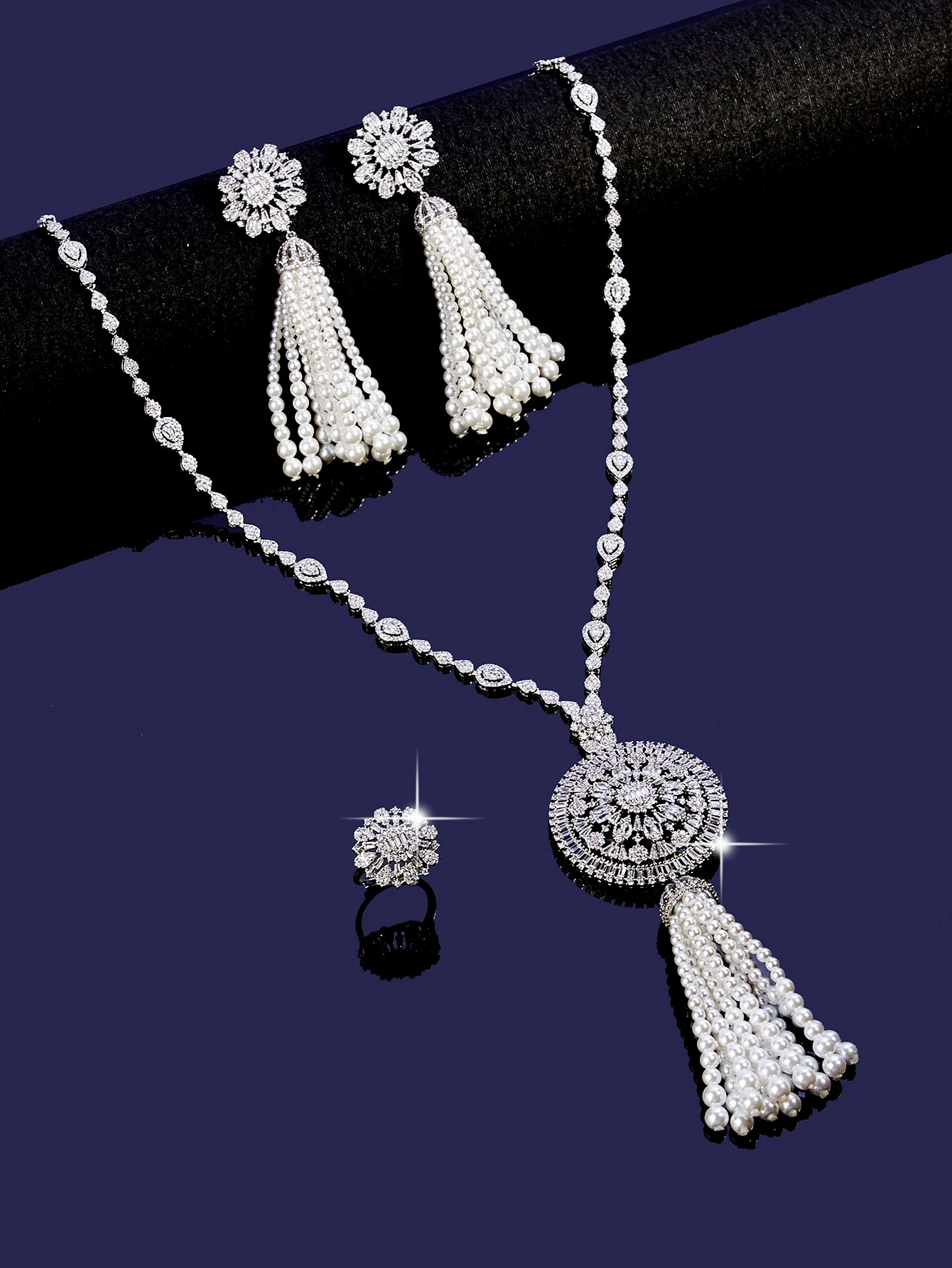 Fashion Luxury Cubic Zirconia Pearl Tassel Statement Jewelry Set For Women Wedding Party Long Chain Necklace And Earring
Fashion Luxury Cubic Zirconia Pearl Tassel Statement Jewelry Set For Women Wedding Party Long Chain Necklace And Earring