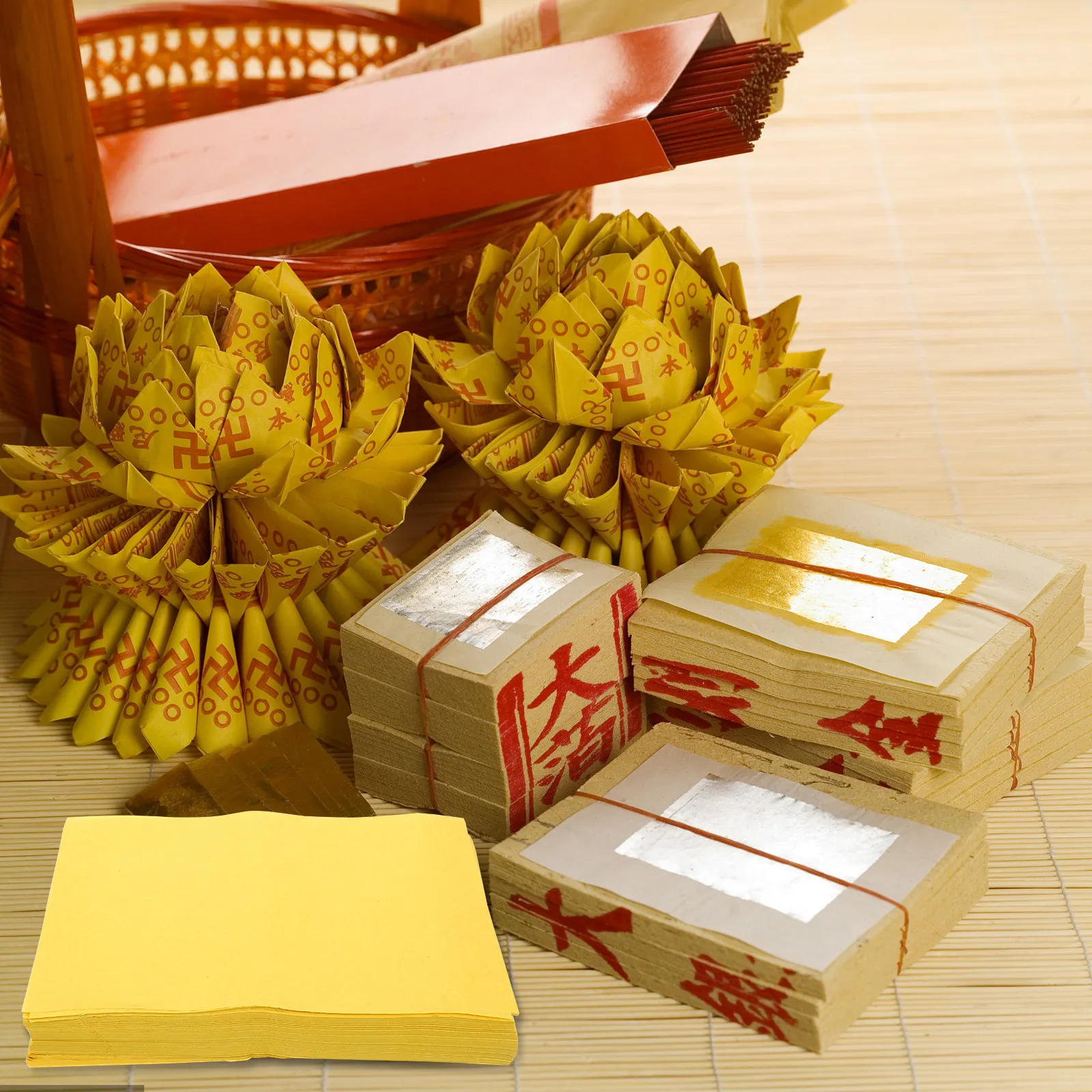 500Pcs Yellow Ancestor Money Paper Burning Sheets for Sacrifice Ancestor Worship Sacrificing Accessories Sacrifice Money
500Pcs Yellow Ancestor Money Paper Burning Sheets for Sacrifice Ancestor Worship Sacrificing Accessories Sacrifice Money