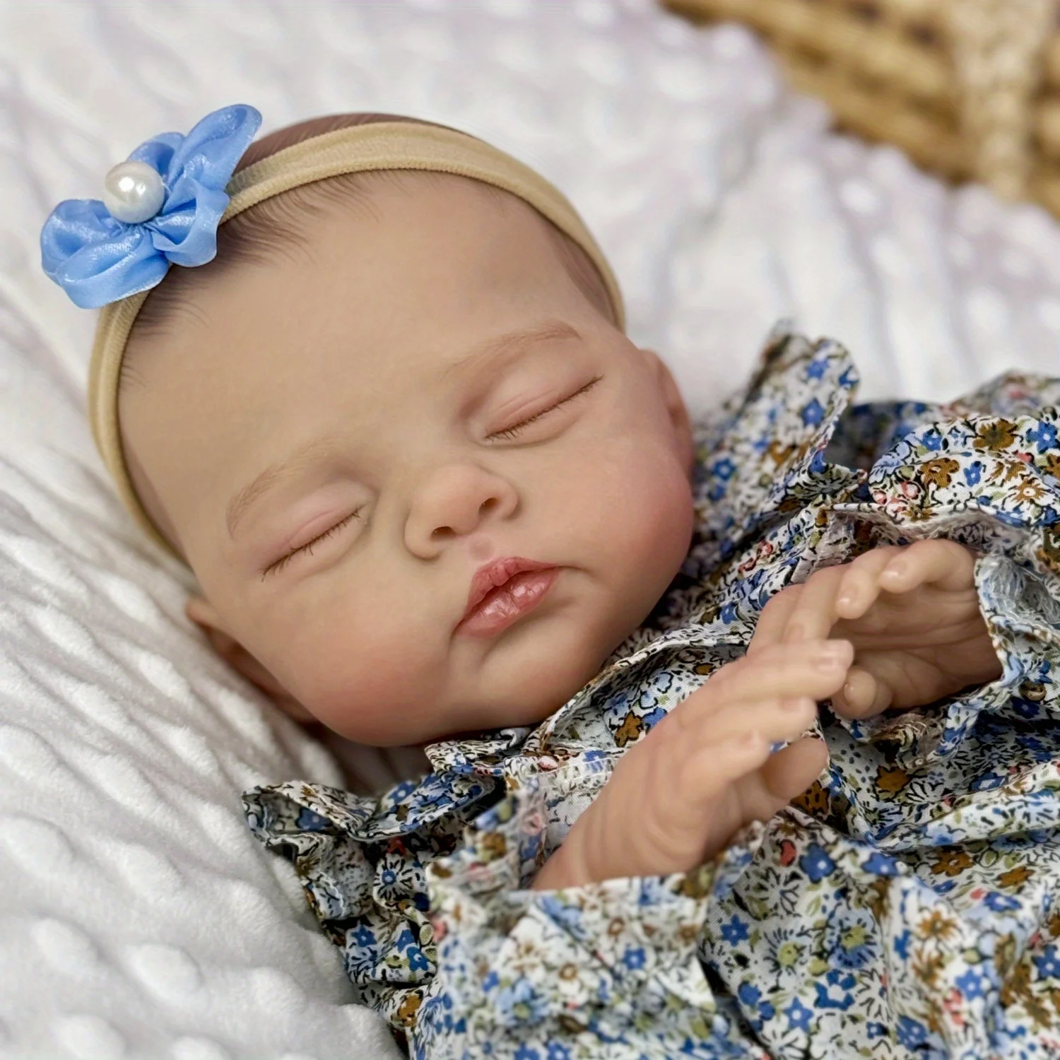 BZDOLL 48CM/19INCH Sleeping Reborn Baby Doll Toys with 3D Skin Vinyl Limbs Cloth Body Bebe Doll For Girl Birthday Gift Collectable Humanoid Doll
BZDOLL 48CM/19INCH Sleeping Reborn Baby Doll Toys with 3D Skin Vinyl Limbs Cloth Body Bebe Doll For Girl Birthday Gift Collectable Humanoid Doll