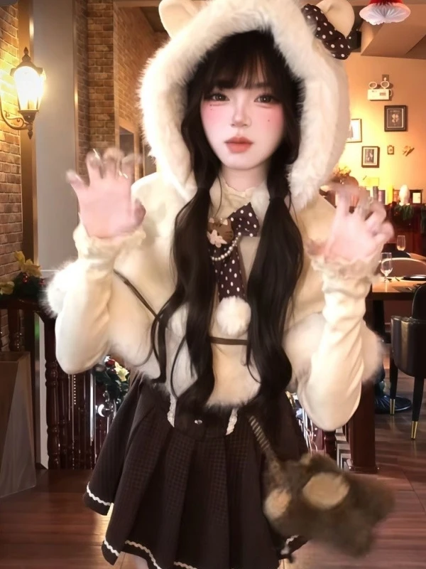 Retro Knitted Hat Coat Set Winter Atmosphere Sensation Miss Rich Feel Long Sleeve Three Piece Set for Women Adult Fashion
Retro Knitted Hat Coat Set Winter Atmosphere Sensation Miss Rich Feel Long Sleeve Three Piece Set for Women Adult Fashion
