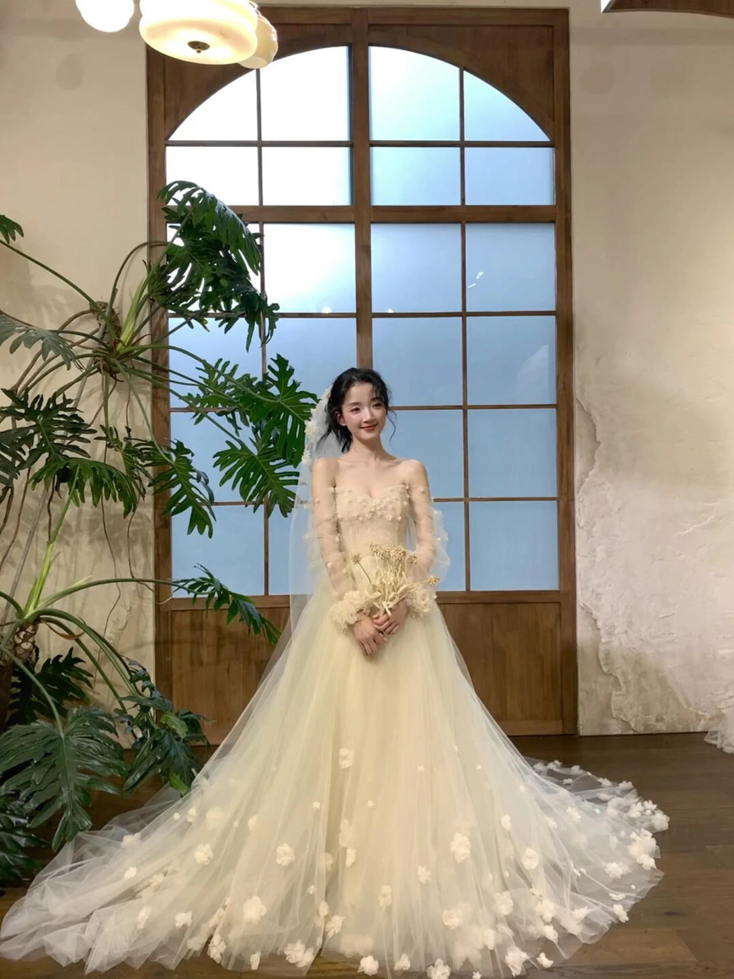 2026 New Wedding Dress Long Sleeve Engagement Party Frock Skirt Light Bridal Gown Small Size Women's Long Sleeve Morning Robe
2026 New Wedding Dress Long Sleeve Engagement Party Frock Skirt Light Bridal Gown Small Size Women's Long Sleeve Morning Robe