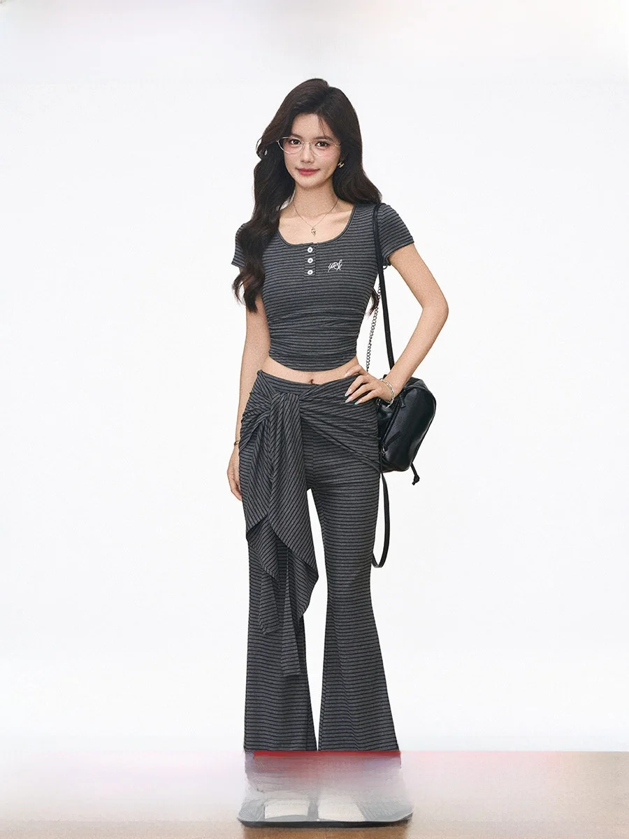 WESTAYONE 421 New Stripe Slim Fit Short Sleeve T-Shirt Women's High Waist Pants Fashion Set Autumn Spring Summer Wear
WESTAYONE 421 New Stripe Slim Fit Short Sleeve T-Shirt Women's High Waist Pants Fashion Set Autumn Spring Summer Wear