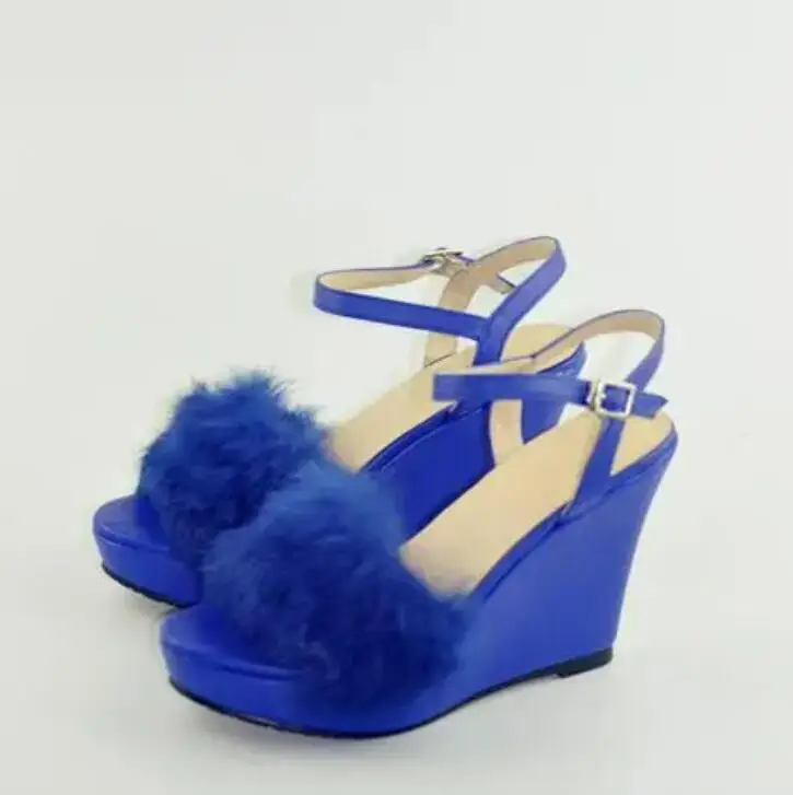 Summer Black blue Faux Fur Patchwork Women High Platform Wedge Sandals Ankle Buckle Ladies Sexy Peep Toe Wedge Heel Sandals
Summer Black blue Faux Fur Patchwork Women High Platform Wedge Sandals Ankle Buckle Ladies Sexy Peep Toe Wedge Heel Sandals