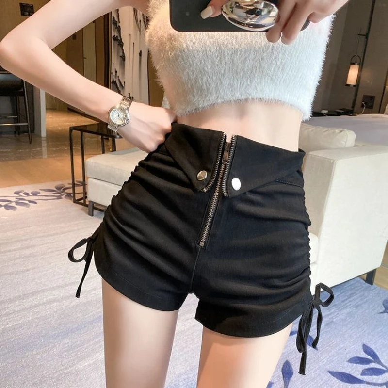 Slimming Women's Black Wide Leg High Waist Drawstring A-line Shorts 2026 Summer Casual Niche Design Fashionable Hot Item
Slimming Women's Black Wide Leg High Waist Drawstring A-line Shorts 2026 Summer Casual Niche Design Fashionable Hot Item
