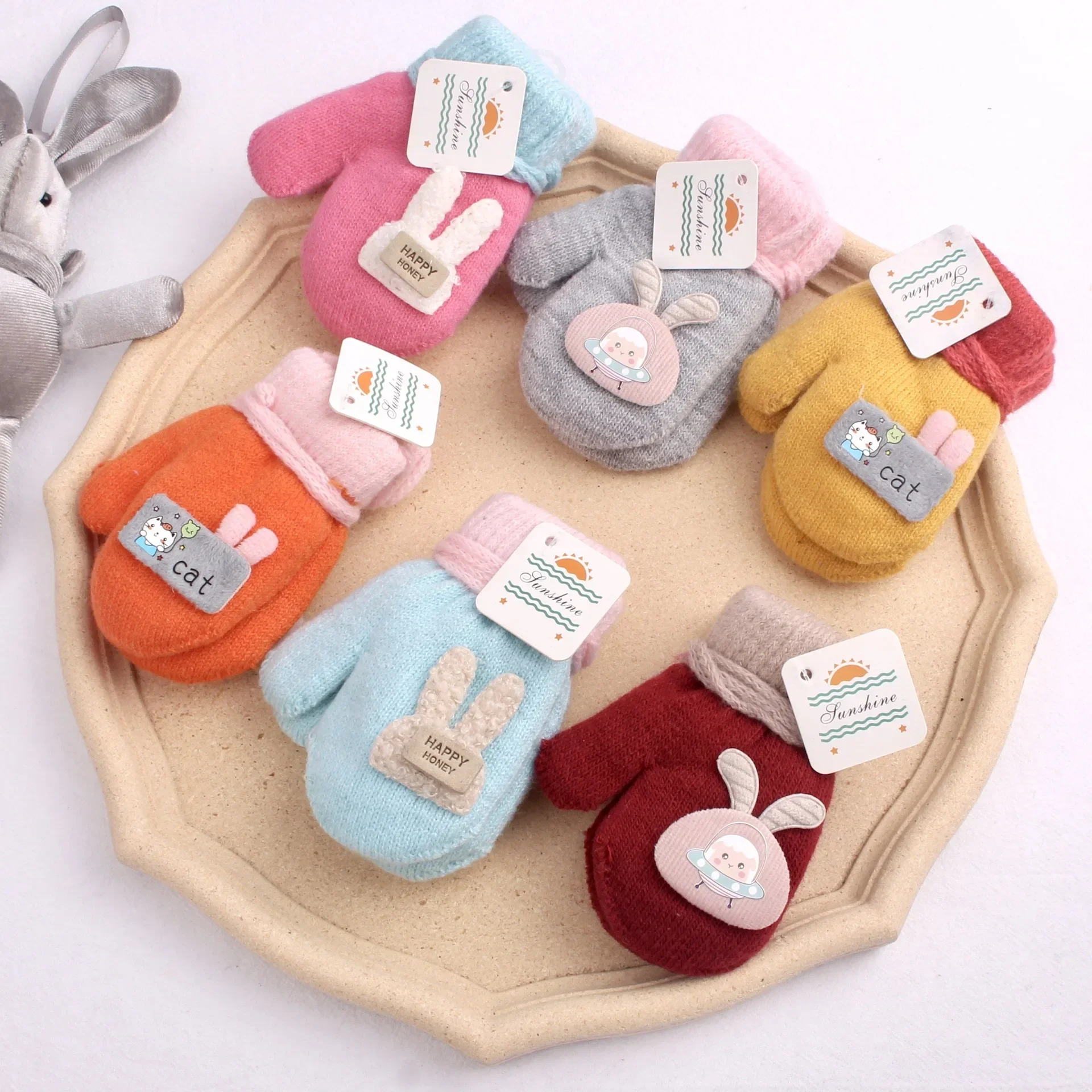 baby Winter Hand Gloves Thick Warmer Knitted Mittens Thicken Mittens for Kids Cute Cartoon Gloves Boys Girls
baby Winter Hand Gloves Thick Warmer Knitted Mittens Thicken Mittens for Kids Cute Cartoon Gloves Boys Girls
