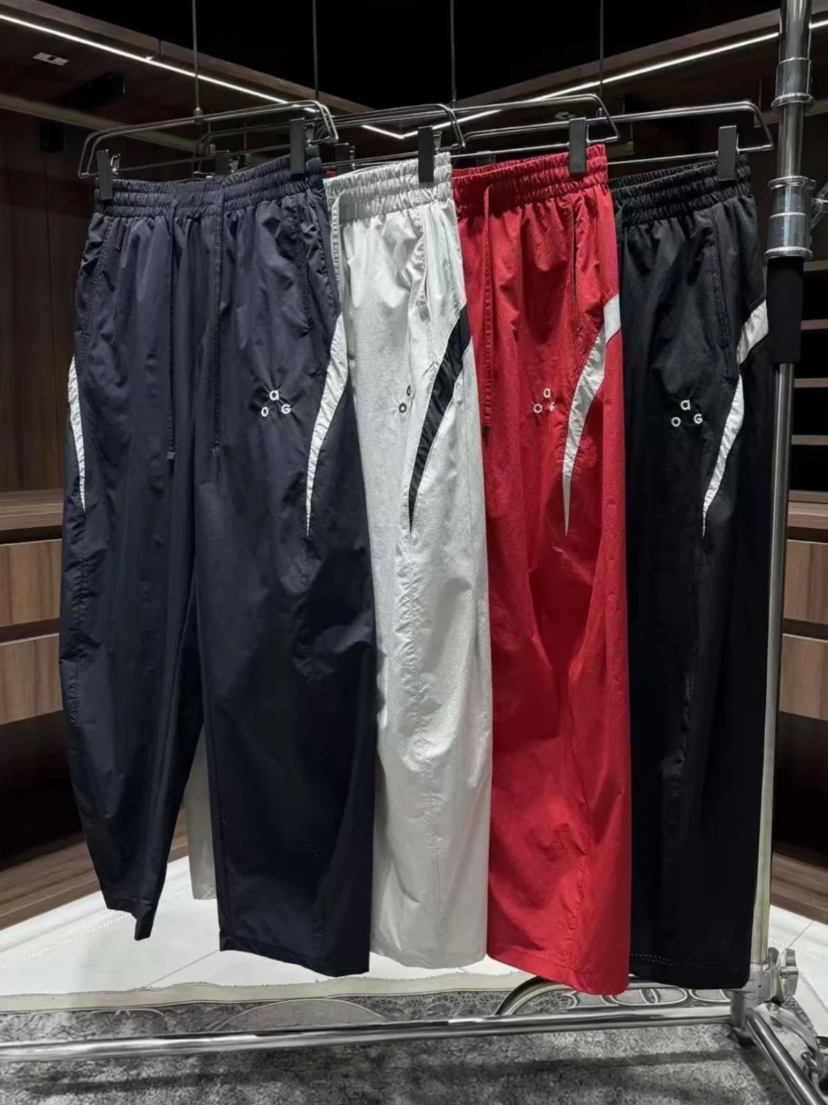 Men's Summer Thin Laser Perforated Ice Silk Quick Dry Air Conditioning Casual Pants Loose Fit Straight Leg Breathable Casual ...
Men's Summer Thin Laser Perforated Ice Silk Quick Dry Air Conditioning Casual Pants Loose Fit Straight Leg Breathable Casual ...