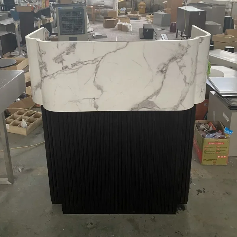 Beauty Modern Salon Reception Desk Office Podium Mobile Standing Reception Desk Conference Simple Empfangstheke Office Furniture
Beauty Modern Salon Reception Desk Office Podium Mobile Standing Reception Desk Conference Simple Empfangstheke Office Furniture