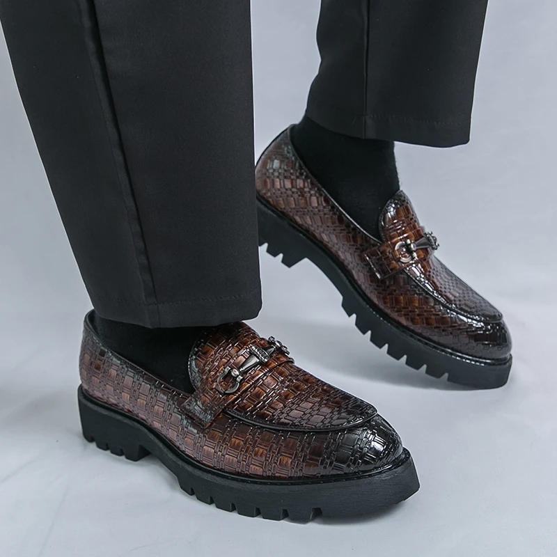 Мужские повседневные туфли на толстой подошве для увеличения роста, модные деловые универсальные кожаные туфли, нескользящие, износостойкие, для путешествий, лоферы
Мужские повседневные туфли на толстой подошве для увеличения роста, модные деловые универсальные кожаные туфли, нескользящие, износостойкие, для путешествий, лоферы