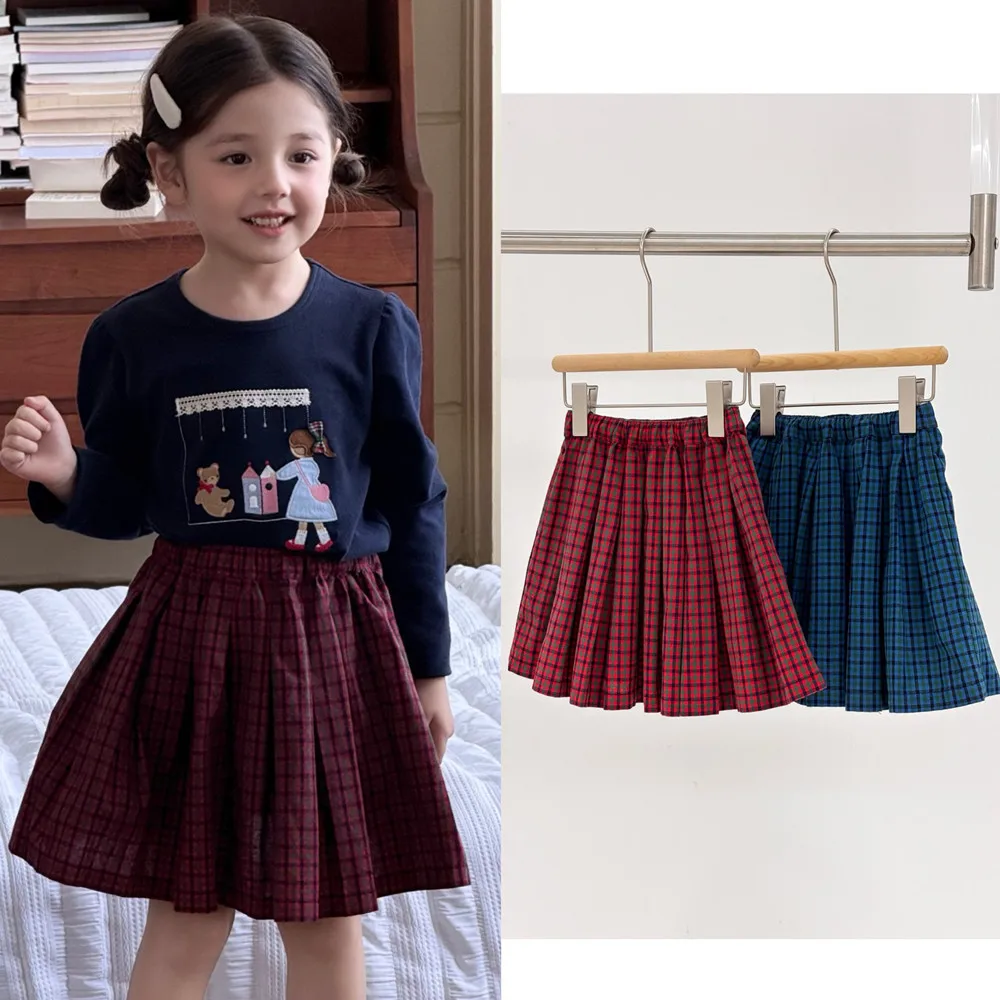 spring girls' shorts kids girls clothes College style blue and red checkered sweet girls' short skirt
spring girls' shorts kids girls clothes College style blue and red checkered sweet girls' short skirt