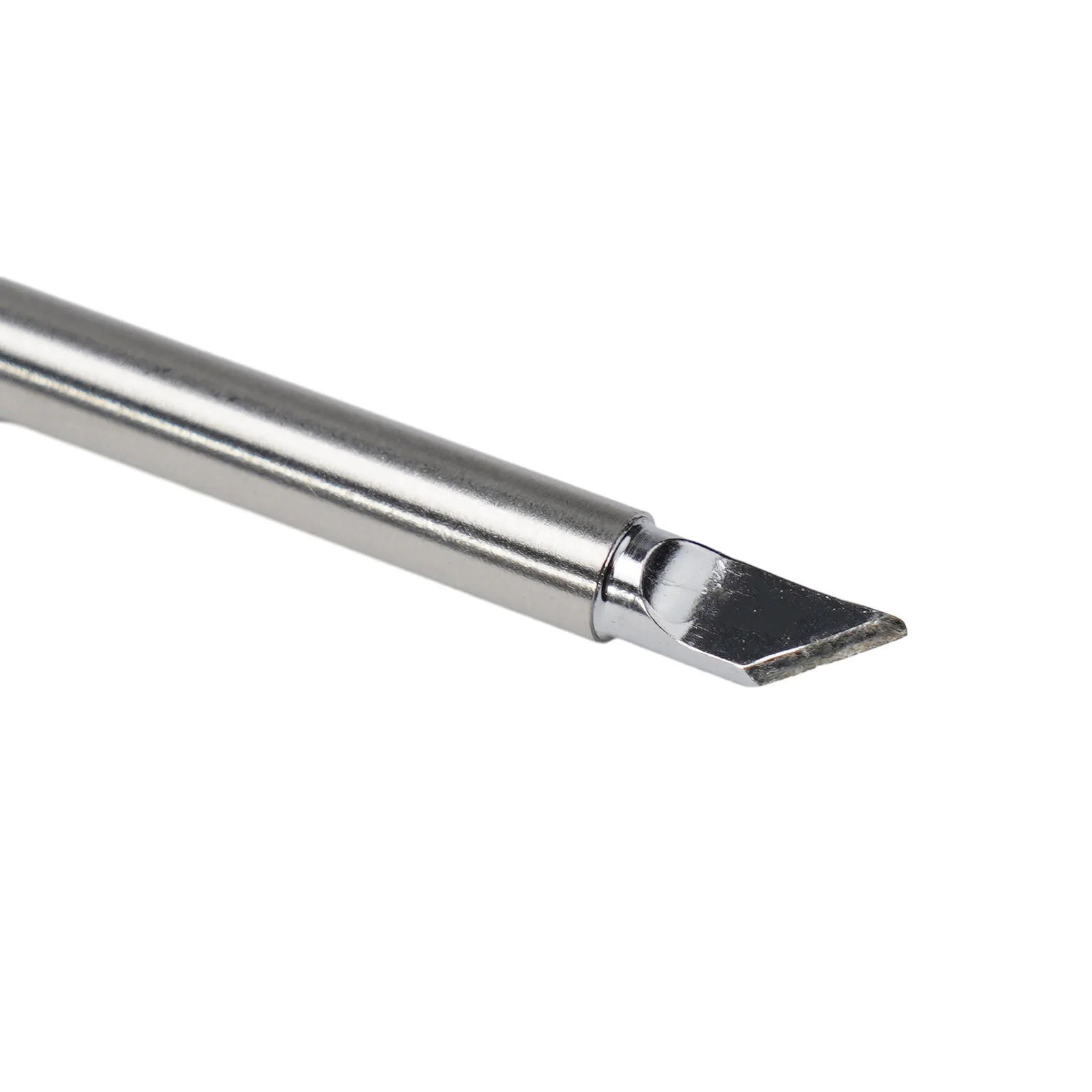 Для паяльной станции 942, паяльное жало, аксессуары для сварочных инструментов T12, жало T12-BL T12-ILS T12-K
Для паяльной станции 942, паяльное жало, аксессуары для сварочных инструментов T12, жало T12-BL T12-ILS T12-K