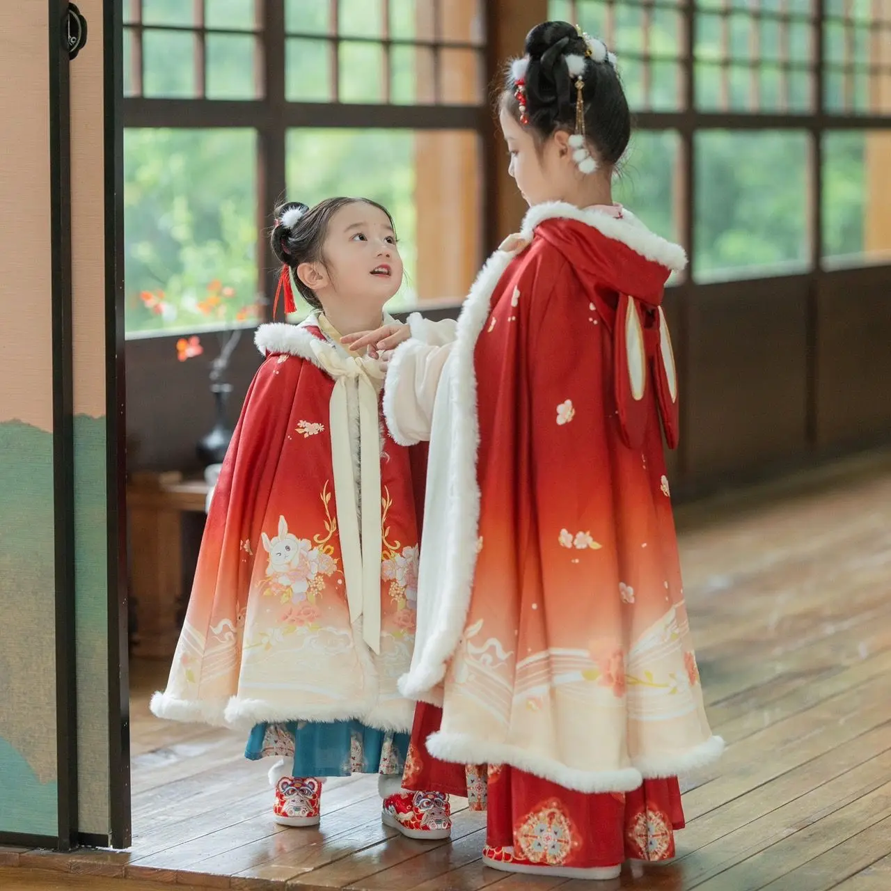 Pmwrun Cloak For Children Hanfu Autumn and Winter Thickened Cashmere Chinese Style Ancient Red Windproof New Year Clothing
Pmwrun Cloak For Children Hanfu Autumn and Winter Thickened Cashmere Chinese Style Ancient Red Windproof New Year Clothing