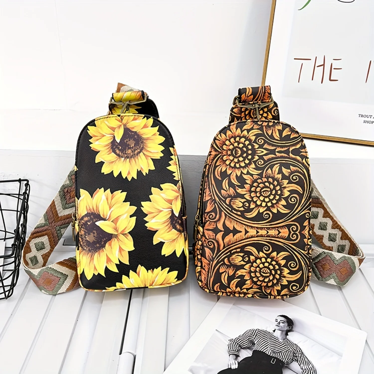 Vintage Cow Sunflower Chest Bag, Retro PU Crossbody Bag, Women's Casual Sling Bag & Purse
Vintage Cow Sunflower Chest Bag, Retro PU Crossbody Bag, Women's Casual Sling Bag & Purse
