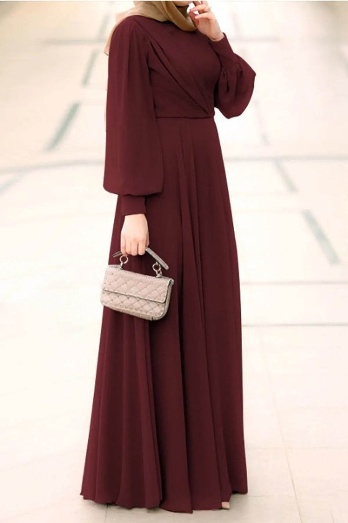 Women Muslim Solid Color Casual Crew Neck Lantern Sleeve Chiffon Pleated Maxi Dress
Women Muslim Solid Color Casual Crew Neck Lantern Sleeve Chiffon Pleated Maxi Dress