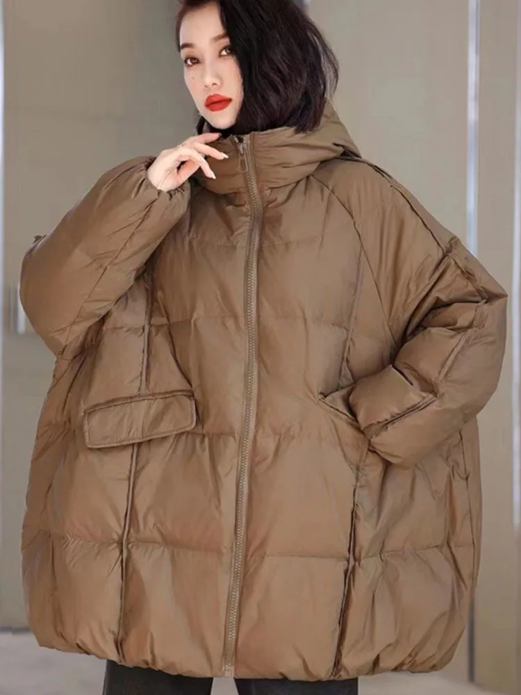 2023 New Winter Women White Duck Down Jacket Hooded Warm Oversize Puffer Coat Female Casual Loose Parkas Pocket Outwear
2023 New Winter Women White Duck Down Jacket Hooded Warm Oversize Puffer Coat Female Casual Loose Parkas Pocket Outwear