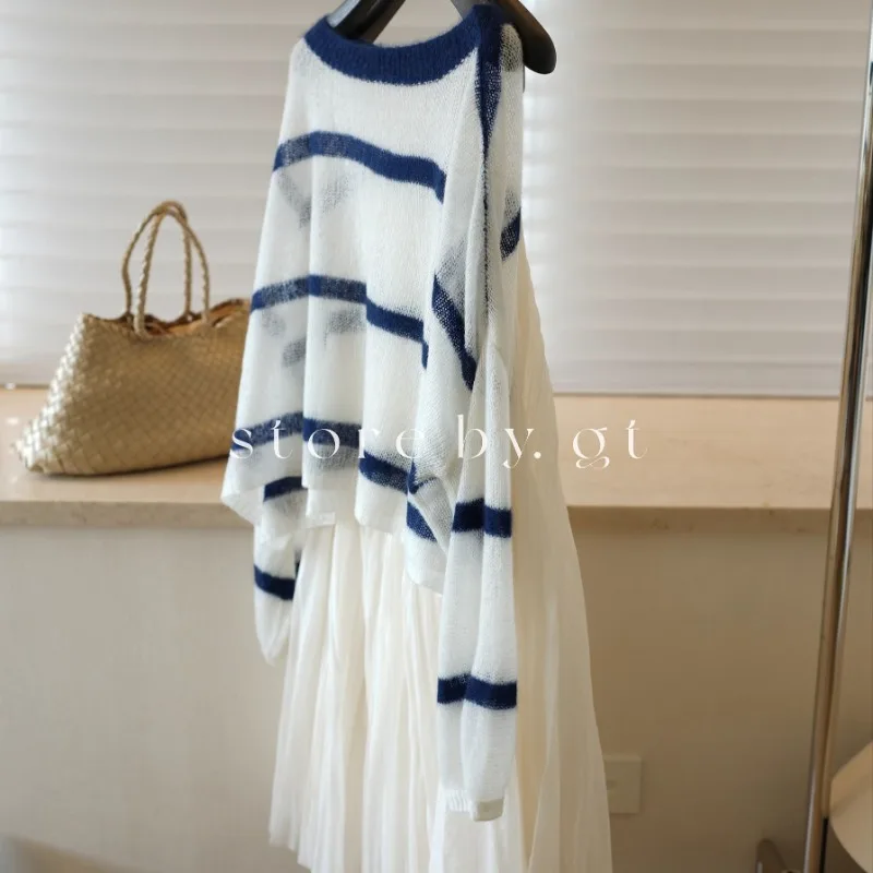 Autumn New Style French Style Soft Luxurious Texture Loose Versatile Knitted Top for Women
Autumn New Style French Style Soft Luxurious Texture Loose Versatile Knitted Top for Women