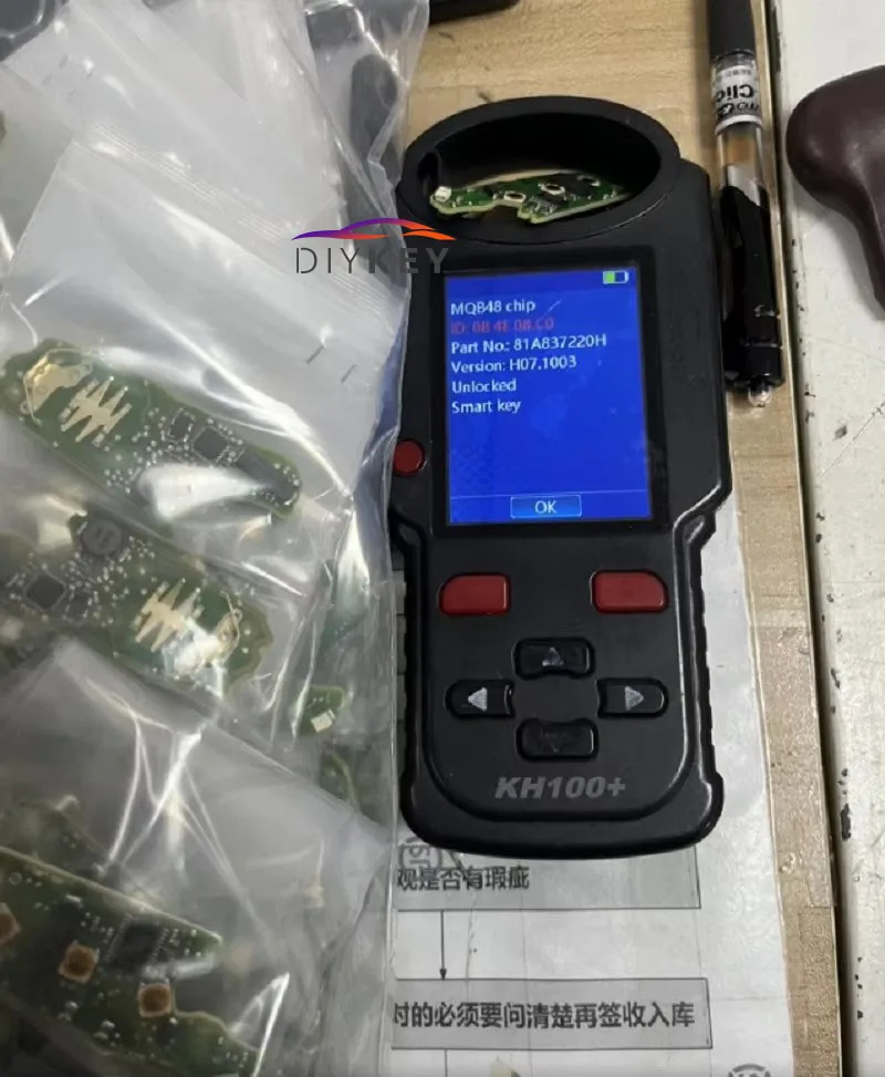KEYECU MQB48 Chip Keyless Go P/N: 81A 837 220H 81A837220H 434MHz For Audi A3 Q2 Q3 Flip Car Remote Key Control
KEYECU MQB48 Chip Keyless Go P/N: 81A 837 220H 81A837220H 434MHz For Audi A3 Q2 Q3 Flip Car Remote Key Control