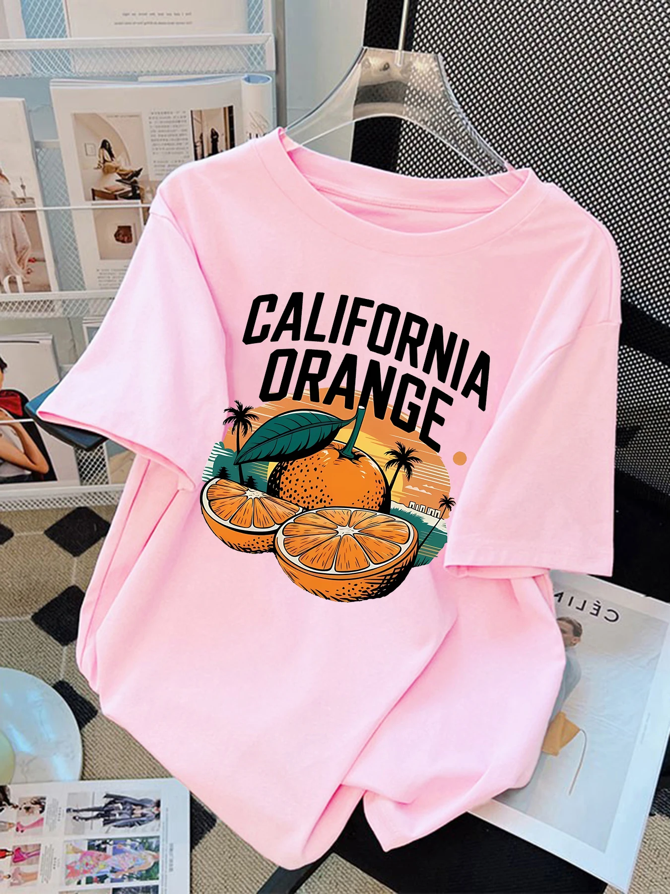 Базовая футболка с оранжевым узором California, женские летние модные топы, мягкие хлопковые универсальные футболки с короткими рукавами, новые свободные футболки унисекс
Базовая футболка с оранжевым узором California, женские летние модные топы, мягкие хлопковые универсальные футболки с короткими рукавами, новые свободные футболки унисекс