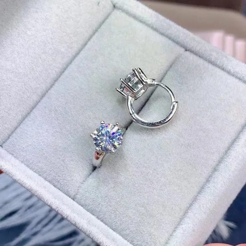 Moissanite Earring Simple Lady Diamon 925 Sterling Silver Can Pass The Test Popular Recommendation Certificate GRA
Moissanite Earring Simple Lady Diamon 925 Sterling Silver Can Pass The Test Popular Recommendation Certificate GRA