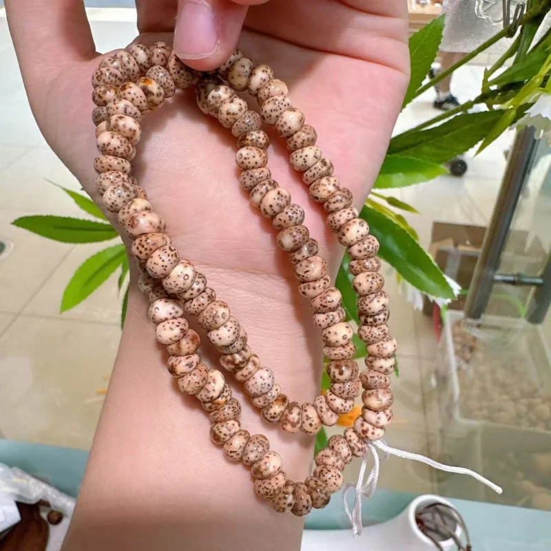 Jade Garlic Clove Moon Large Intestine Multi-Circle Buddha Beads Bodhi Accessories Bracelet
Jade Garlic Clove Moon Large Intestine Multi-Circle Buddha Beads Bodhi Accessories Bracelet