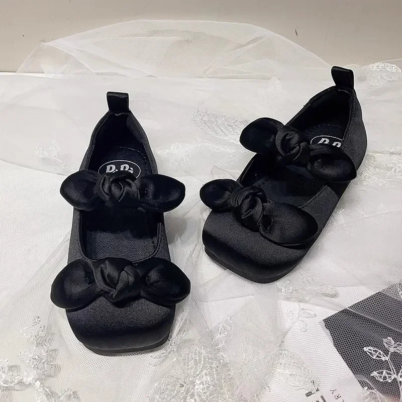 Girls Princess Shoes Double Bows Sweet Chic Kids Flats Non-slip Soft Sole 2025 New Children Moccasins Korean Style Ins Comfort
Girls Princess Shoes Double Bows Sweet Chic Kids Flats Non-slip Soft Sole 2025 New Children Moccasins Korean Style Ins Comfort