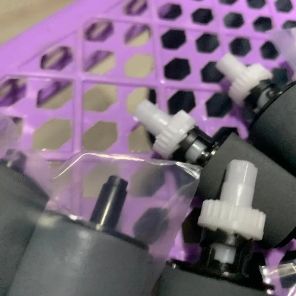 1SET CF288-60015 CF288-60016 ADF Feed Pickup Roller SEPARATION PAD for HP Pro 400 500 M425 M570 M476 M521
1SET CF288-60015 CF288-60016 ADF Feed Pickup Roller SEPARATION PAD for HP Pro 400 500 M425 M570 M476 M521