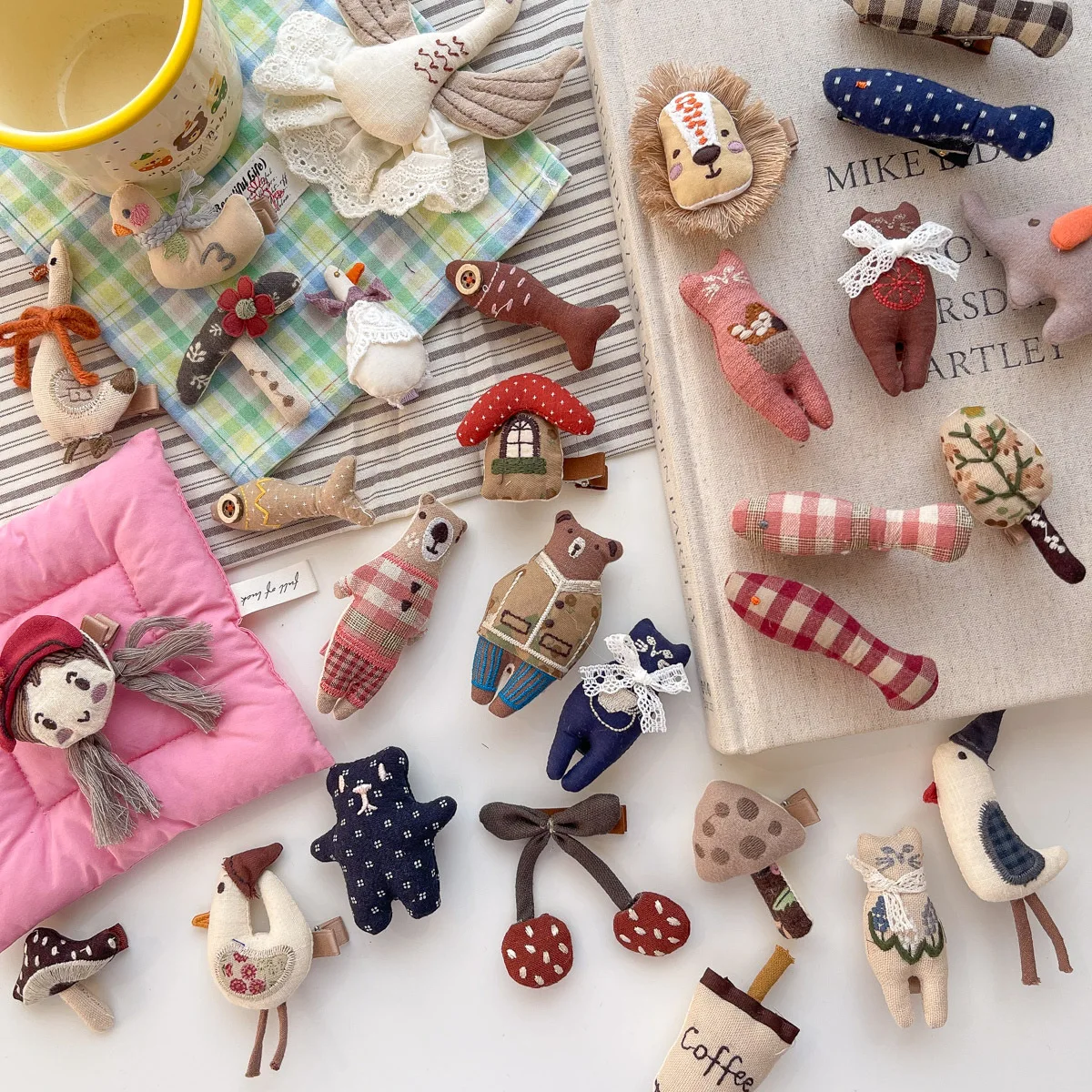 Korean Style New Autumn Winter Kids Cartoon Hair Clips Cute Girls Plush Hairpins Duckbill Clips Wholesale
Korean Style New Autumn Winter Kids Cartoon Hair Clips Cute Girls Plush Hairpins Duckbill Clips Wholesale