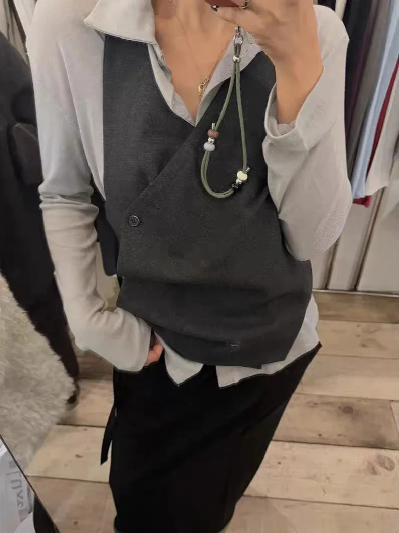 Neck Hanging Irregular Vest Top Women's Vintage Small Audience Sleeveless Outerwear Simple Style Loose Fit Polyester...
Neck Hanging Irregular Vest Top Women's Vintage Small Audience Sleeveless Outerwear Simple Style Loose Fit Polyester...