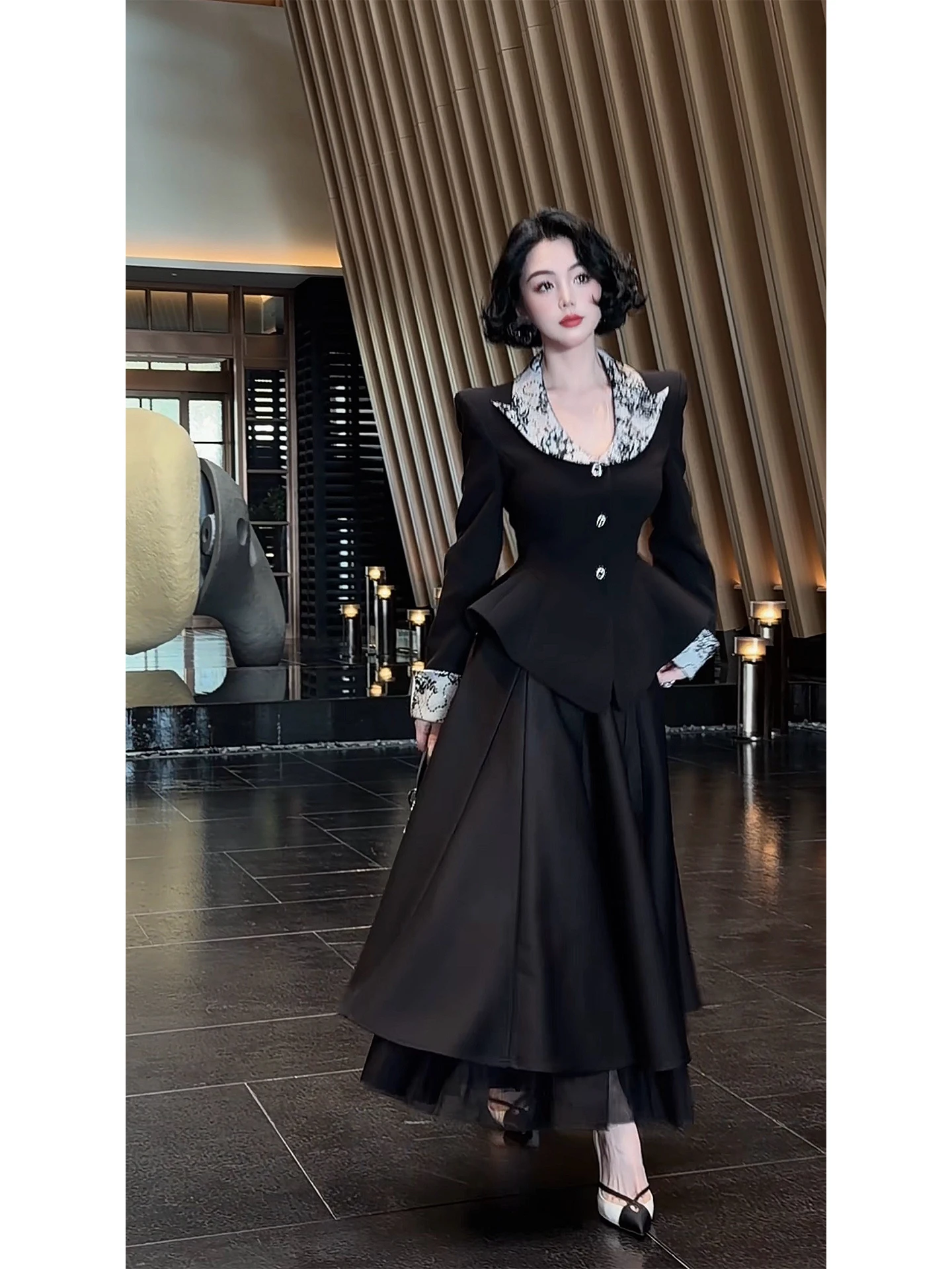 Paris Black Swan A-Line Lace Skirt Women's New 2026 Spring Court Style Umbrella Skirt High Waist Polyester Fiber Formal Casual
Paris Black Swan A-Line Lace Skirt Women's New 2026 Spring Court Style Umbrella Skirt High Waist Polyester Fiber Formal Casual