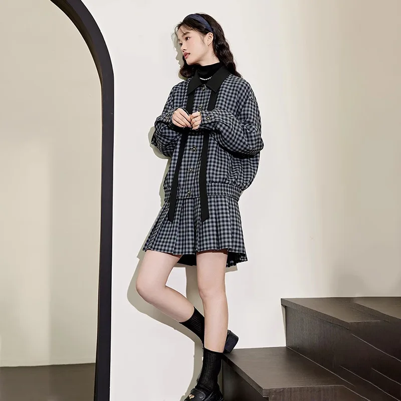 Autumn and Winter Women's Jackets Skirt Set Fashion Trend Plaid Sportswear Loose Jacket Mini Pleated Skirt 2pcs Matching Set
Autumn and Winter Women's Jackets Skirt Set Fashion Trend Plaid Sportswear Loose Jacket Mini Pleated Skirt 2pcs Matching Set