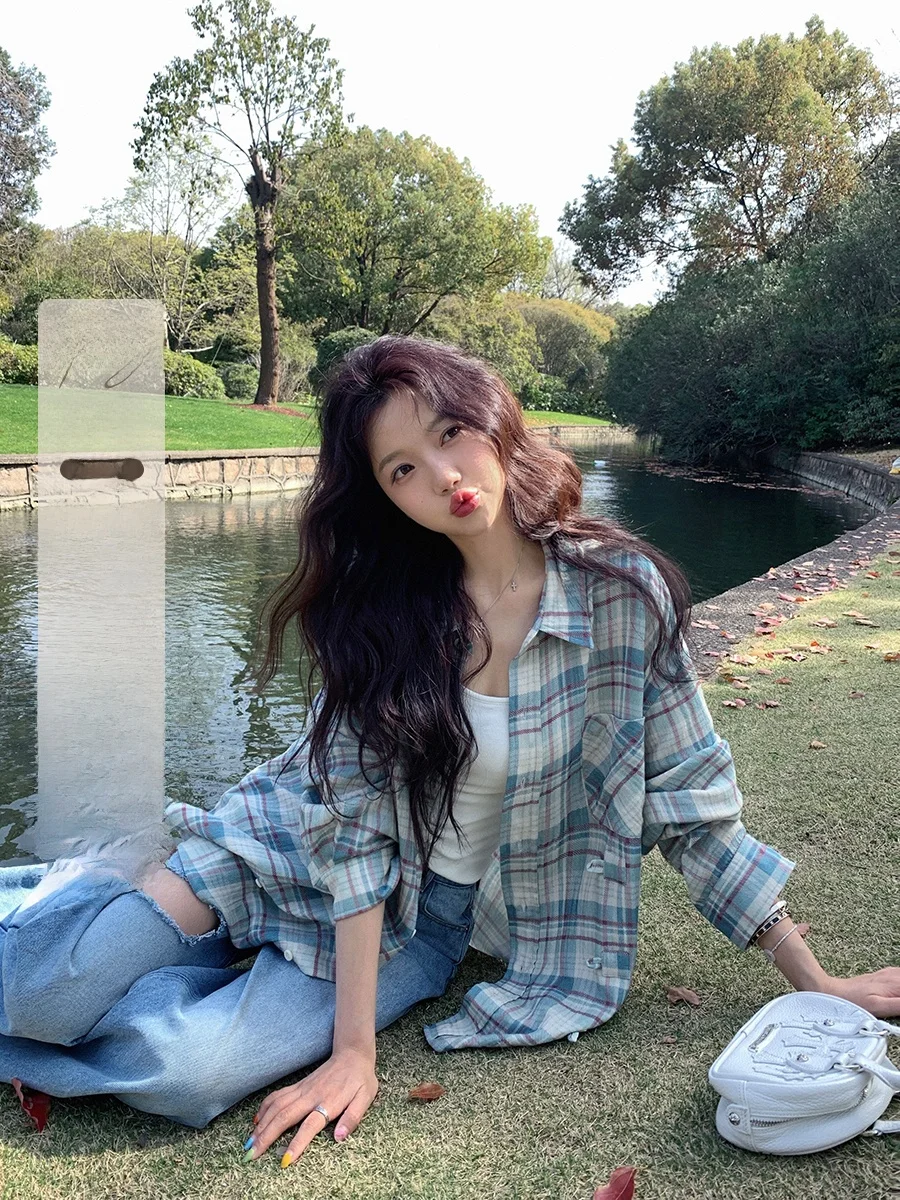 Женская рубашка Zhang Beibei из длинного вельветового хлопка, двухслойная, с клетчатой текстурой, повседневная, с длинным рукавом, отложным воротником, весенняя мода
Женская рубашка Zhang Beibei из длинного вельветового хлопка, двухслойная, с клетчатой текстурой, повседневная, с длинным рукавом, отложным воротником, весенняя мода