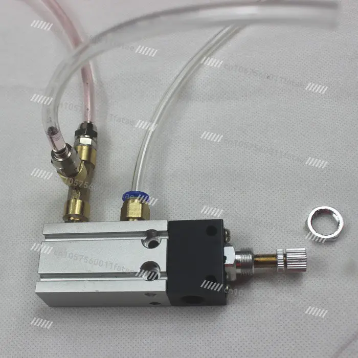 Control valve oil pump pneumatic oil pump fuel injection valve induction switch probe accessories
Control valve oil pump pneumatic oil pump fuel injection valve induction switch probe accessories