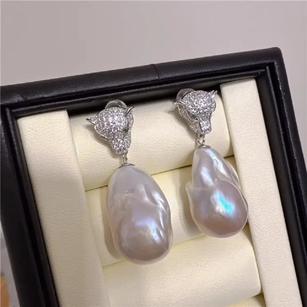 Beautiful Earrings AAAAA 15-20mm Natural South Sea Baroque Pearl Earrings 925 Leopard Head Earrings
Beautiful Earrings AAAAA 15-20mm Natural South Sea Baroque Pearl Earrings 925 Leopard Head Earrings