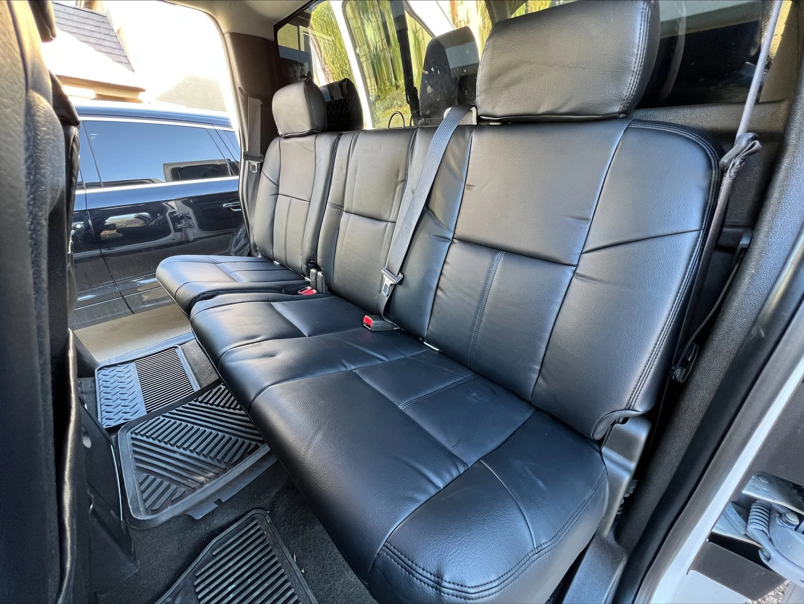 Full Set Black Seat Covers For 07-13 Chevrolet Silverado 1500 2500 Extended Cab
Full Set Black Seat Covers For 07-13 Chevrolet Silverado 1500 2500 Extended Cab