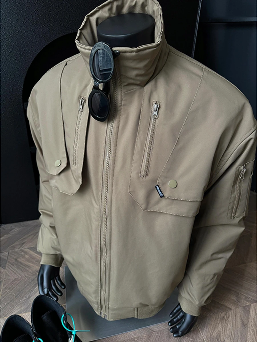 Khaki Pilot Jaet Men's Autumn Winter Baseball Sle Outerwear Loose Fit Youth Trendy Cleanfit Streetwear Zipper Closure Lon...
Khaki Pilot Jaet Men's Autumn Winter Baseball Sle Outerwear Loose Fit Youth Trendy Cleanfit Streetwear Zipper Closure Lon...