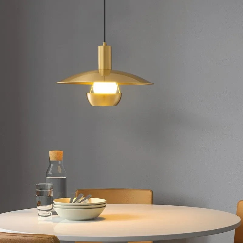 Light Luxury Nordic Ceiling Chandelier Design Copper Color Restaurant Chandelier Modern Simple Dining Table Hanging Line Lamp
Light Luxury Nordic Ceiling Chandelier Design Copper Color Restaurant Chandelier Modern Simple Dining Table Hanging Line Lamp
