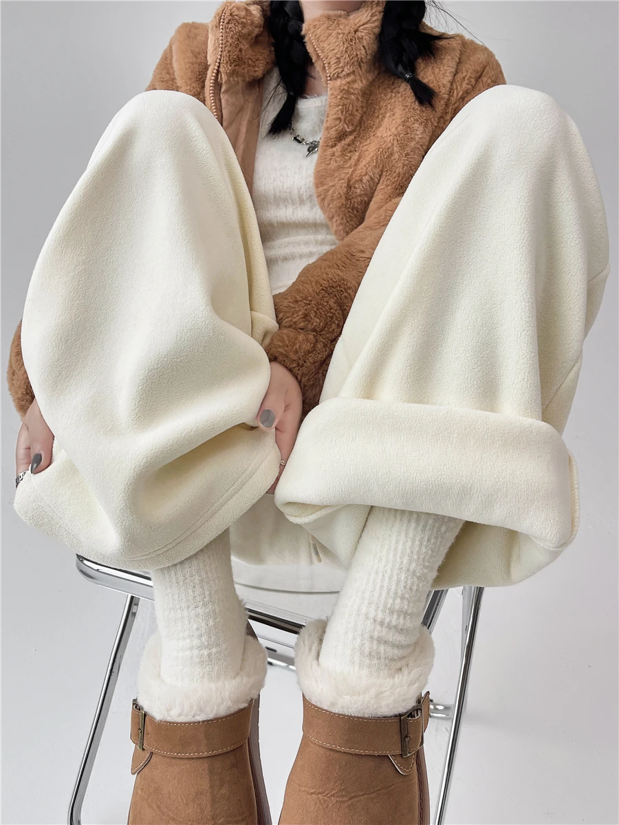 Glutinous Rice Towel Pants for Women Autumn / Winter 2025,Loose Hanging Straight Leg Casual Pants with Thick Velvet Wide Legs
Glutinous Rice Towel Pants for Women Autumn / Winter 2025,Loose Hanging Straight Leg Casual Pants with Thick Velvet Wide Legs