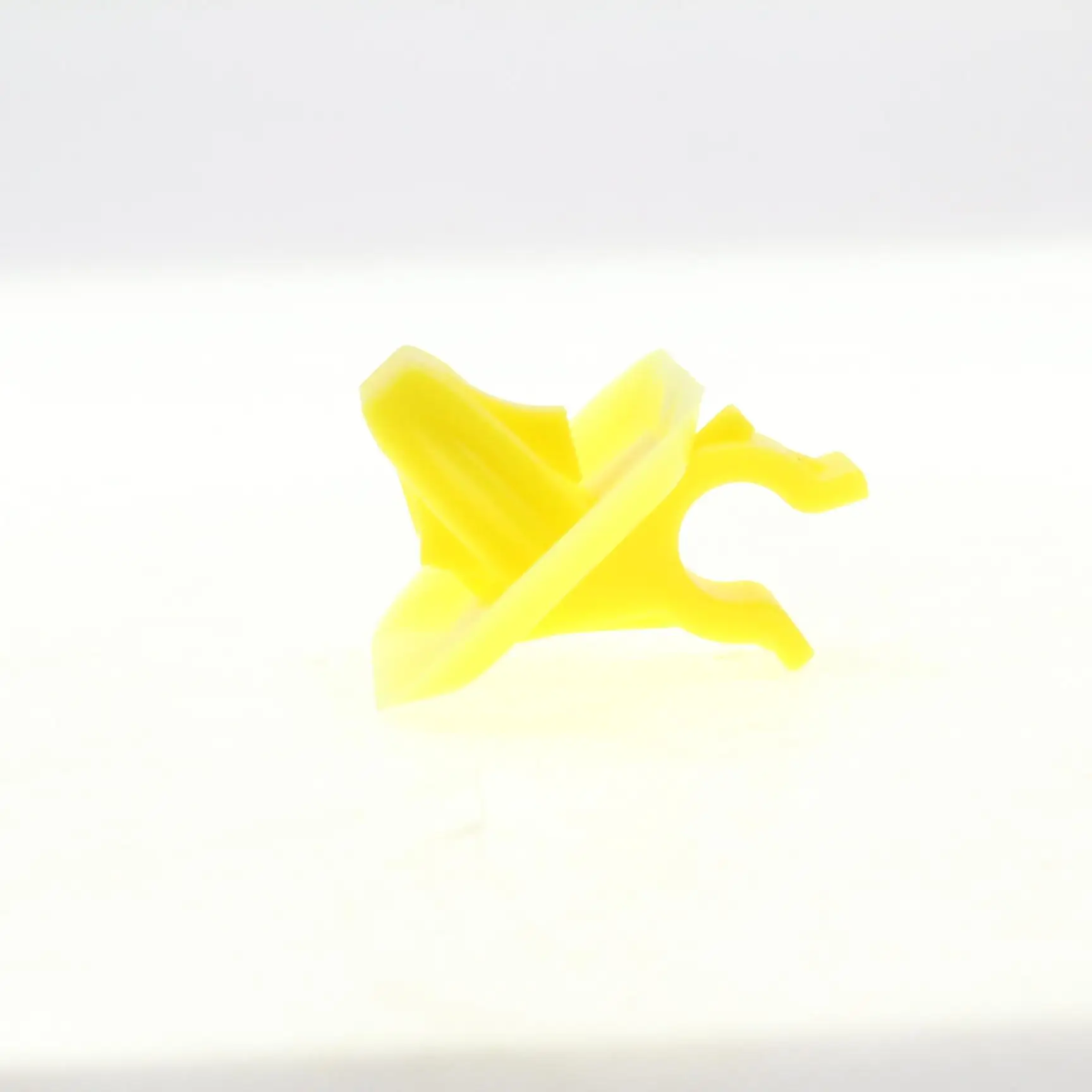 Hood Prop Rod Clip Fastener Yellow Nylon Fit For Jeep Gladiator JT Wrangler JL 68294220AC AA AB 2020-On 
Hood Prop Rod Clip Fastener Yellow Nylon Fit For Jeep Gladiator JT Wrangler JL 68294220AC AA AB 2020-On
