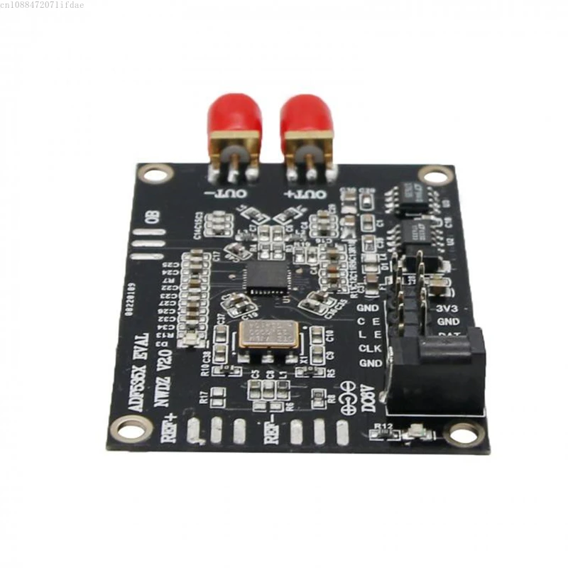 ADF5355 phase-locked loop RF PLL VCO 54M to 13.6G development board
ADF5355 phase-locked loop RF PLL VCO 54M to 13.6G development board