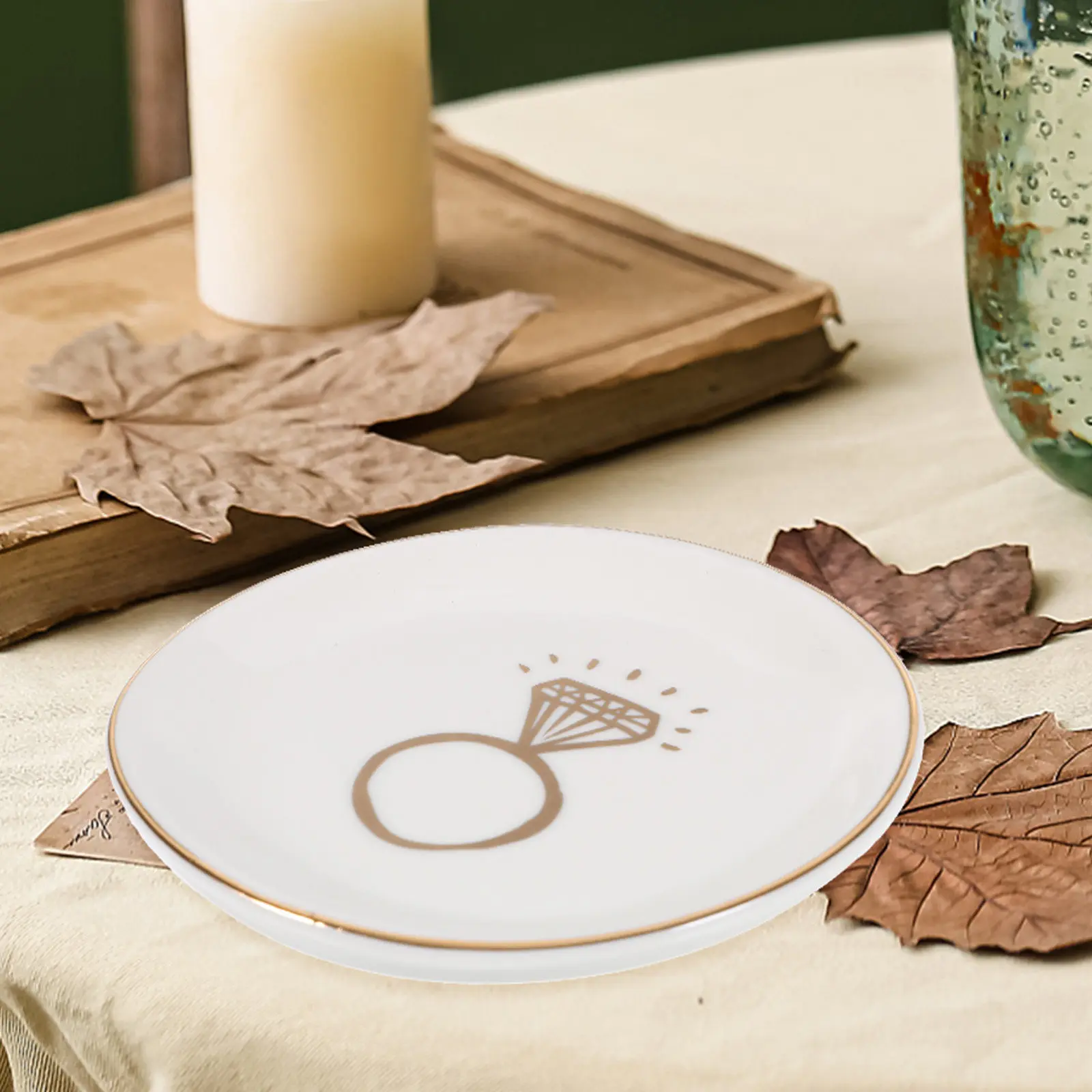 Керамический круглый поднос для украшений: элегантный дизайн, легко чистится, устойчив к пыли, для колец и серег, настольный органайзер-витрина
Керамический круглый поднос для украшений: элегантный дизайн, легко чистится, устойчив к пыли, для колец и серег, настольный органайзер-витрина