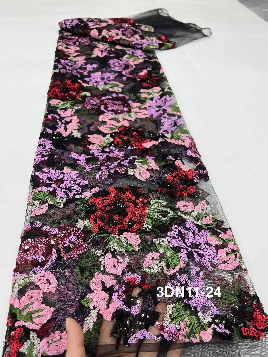 Роскошная африканская кружевная ткань шантильи с блестками, 2025 г., высококачественное кружево, 5 ярдов, черная французская ткань для праздничного платья, шитье 3D56
Роскошная африканская кружевная ткань шантильи с блестками, 2025 г., высококачественное кружево, 5 ярдов, черная французская ткань для праздничного платья, шитье 3D56