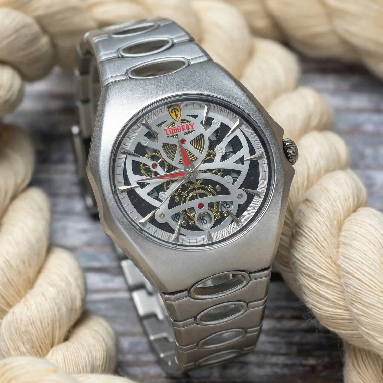 CILOA silver round large dial high-end watch for men, light luxury gift high-quality new stainless steel waterproof quartz watch
CILOA silver round large dial high-end watch for men, light luxury gift high-quality new stainless steel waterproof quartz watch