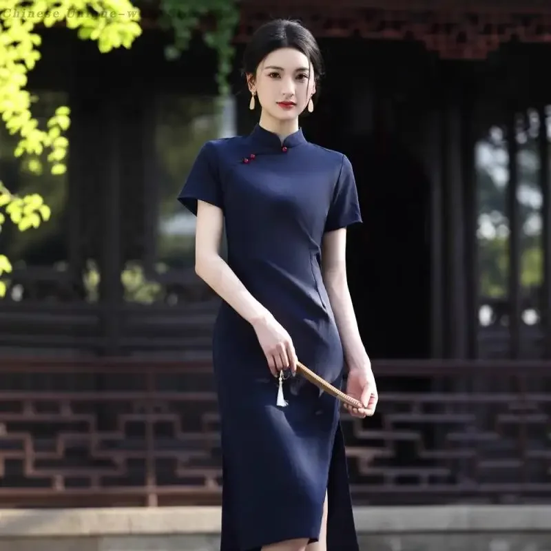 Vintage Chinese Traditional Dress Summer Short Sleeved Qipao Women's Elegant Slim Cheongsam Plus Size 3XL Evening Party Gown
Vintage Chinese Traditional Dress Summer Short Sleeved Qipao Women's Elegant Slim Cheongsam Plus Size 3XL Evening Party Gown