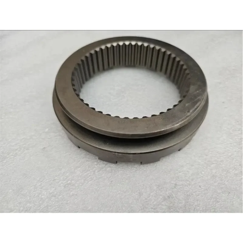 5802075115 6000020486 SAIC Hongyan 6x6 560HP Drive Axle H8B Interaxle Differential Assembly
5802075115 6000020486 SAIC Hongyan 6x6 560HP Drive Axle H8B Interaxle Differential Assembly