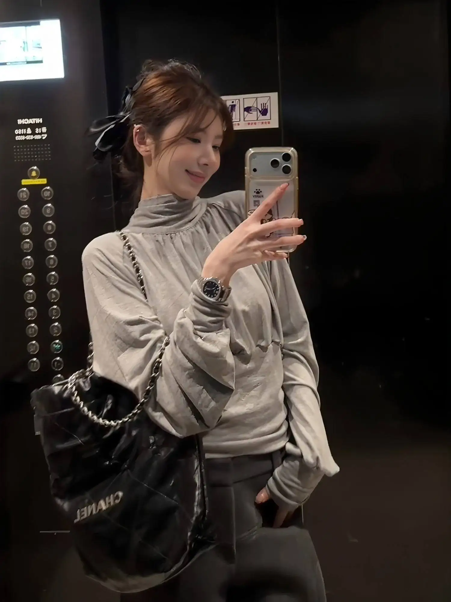 Korean mat Long Sve T-irt Women Early Spring New Loose Slimming Base irt ey Top Commute Sle Straight Cut Po...
Korean mat Long Sve T-irt Women Early Spring New Loose Slimming Base irt ey Top Commute Sle Straight Cut Po...