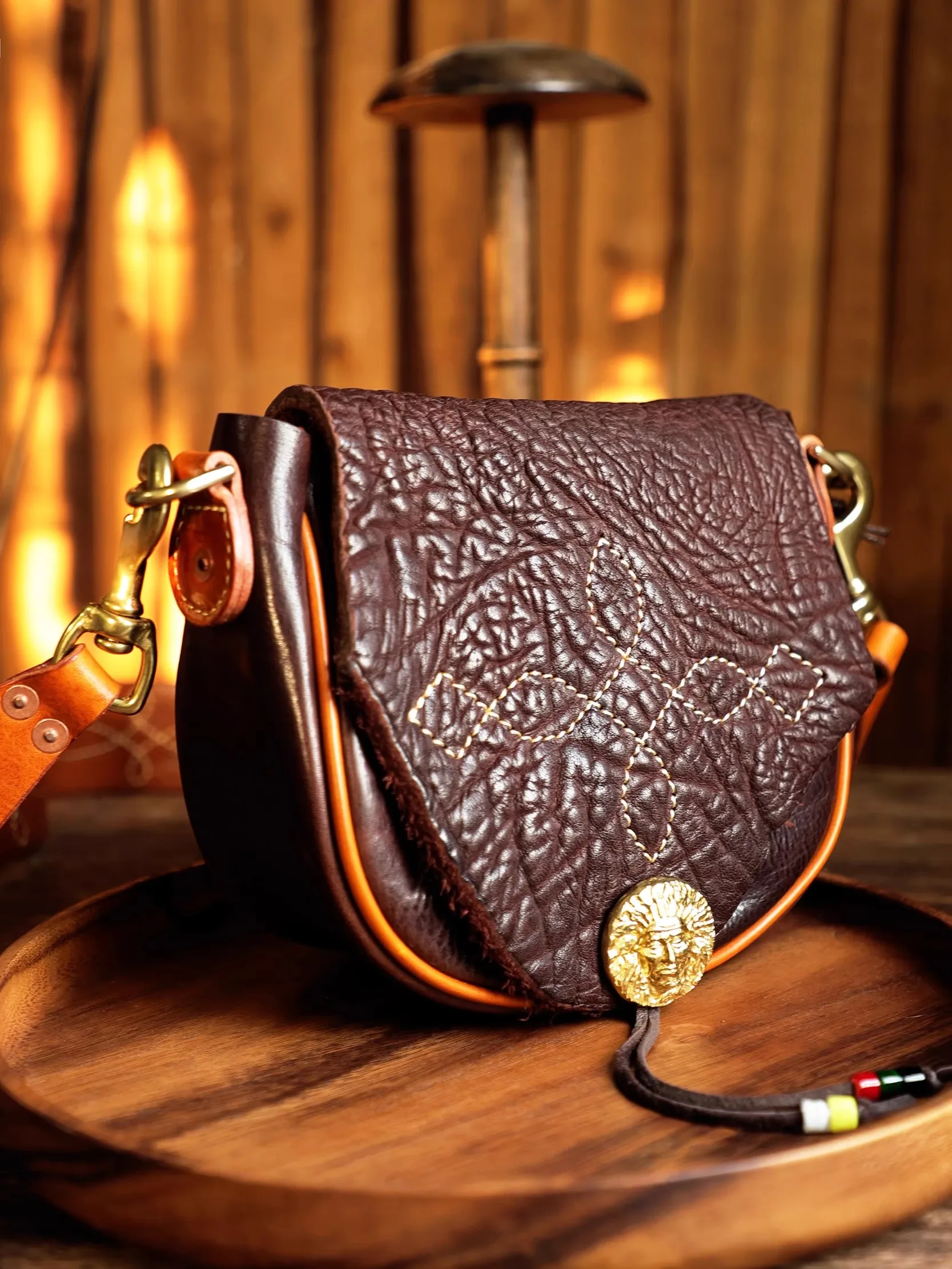Vintage designer handmade thickened first layer cowhide women's shoulder bag daily casual luxury genuine leather crossbody bag
Vintage designer handmade thickened first layer cowhide women's shoulder bag daily casual luxury genuine leather crossbody bag