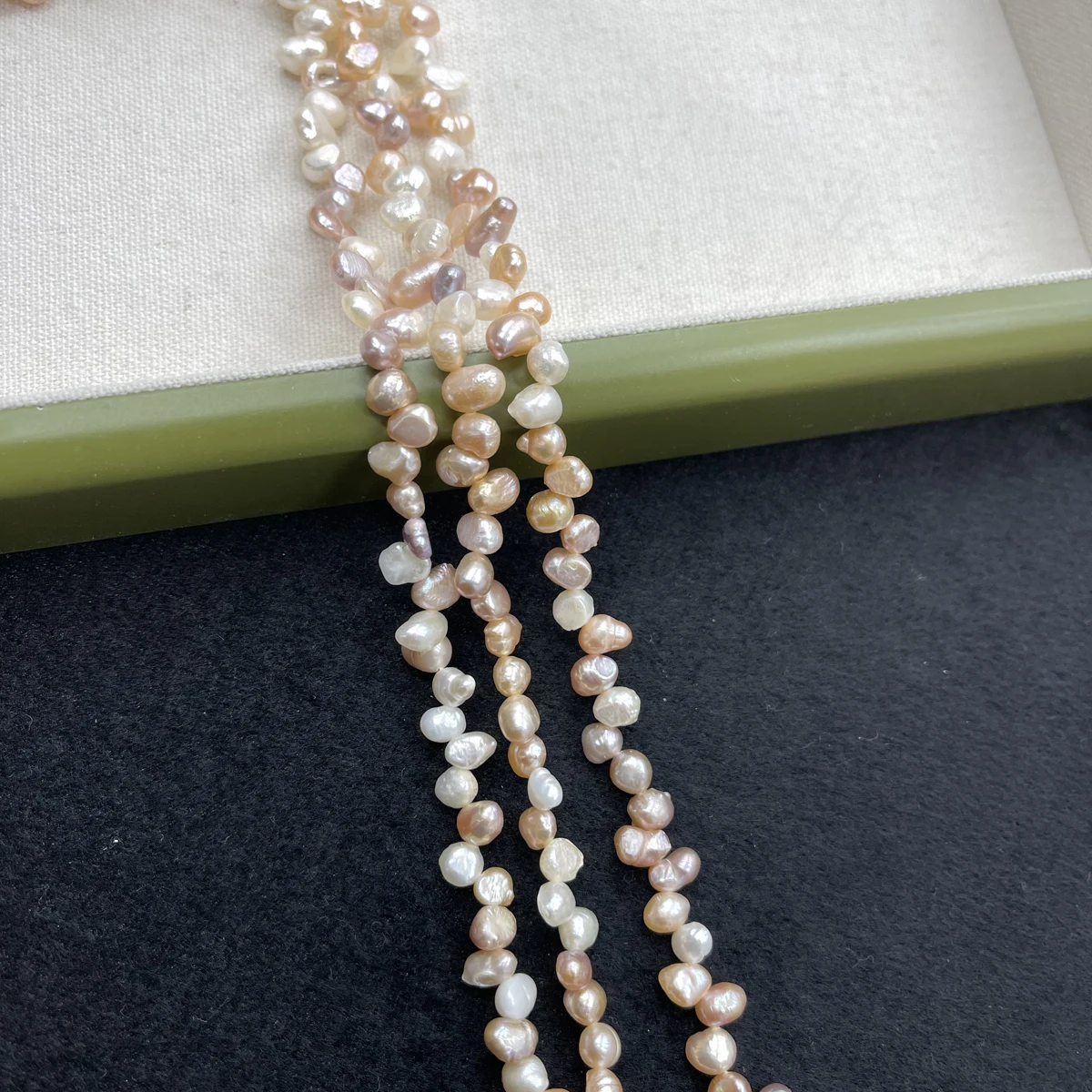 5mm Natural Freshwater Pearl Beads Loose Irregular Pearl Hole Bead for Jewelry Making DIY Nacklace Bracelet Accessories
5mm Natural Freshwater Pearl Beads Loose Irregular Pearl Hole Bead for Jewelry Making DIY Nacklace Bracelet Accessories